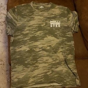 Mens Hollister short sleeved t shirt